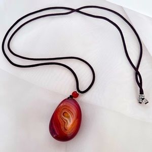 Natural Banded Madagascan Agate Necklace